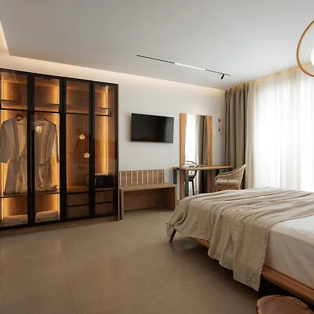 Gkf Luxury Naxos City