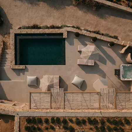Gkf Luxury * Naxos City